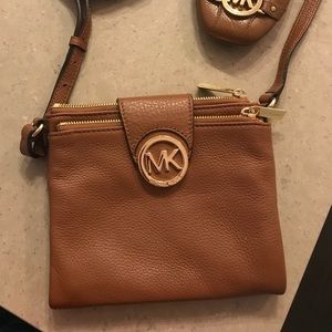 Michael Kors tan crossbody bag